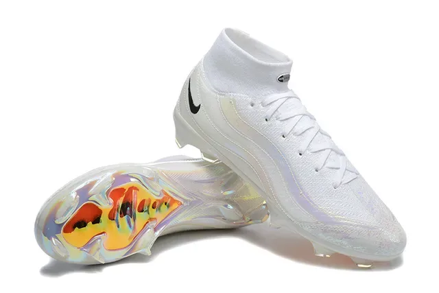 Nike Chaussures de football blanches transparentes hautes iridiscentes synthétiques pour terrain ferme 6