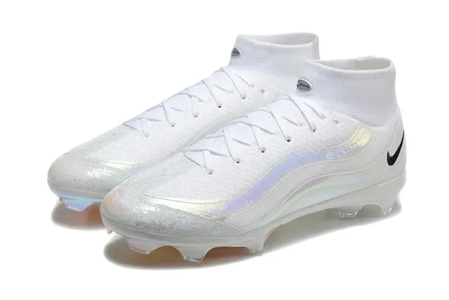 Nike Chaussures de football blanches transparentes hautes iridiscentes synthétiques pour terrain ferme 8