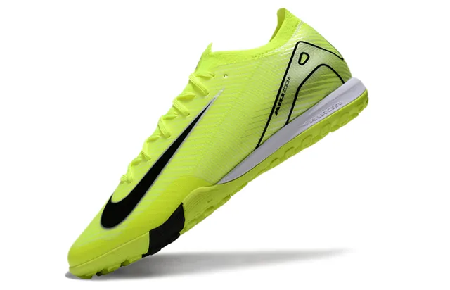 Nike Sapatos de futebol Turf com upper de knit neon amarelo e preto Swoosh e contraforte de calcanhar 3