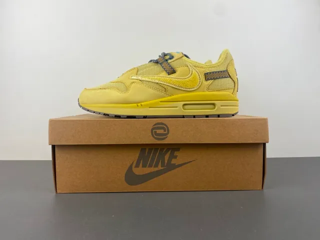 Nike Yellow Gray Low-Top Mesh-and-Synthetic Upper Lifestyle Sneakers 15