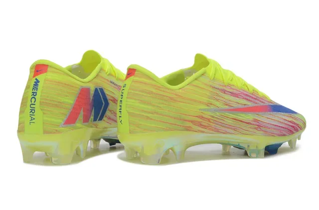 Nike أصفر متعدد الألوان منخفض القطع Flyknit علوة Iridescent Translucent Ground Firm أحذية كرة القدم 4