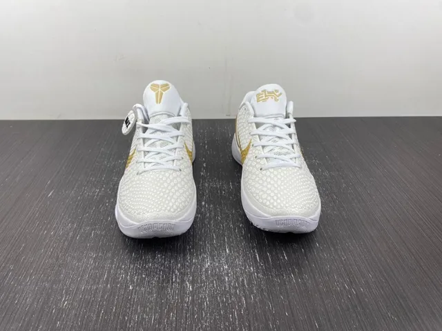 Nike Zoom Kobe IV White Gold Basketball Shoes 3