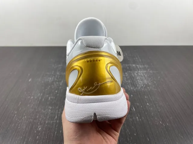 Nike Zoom Kobe IV White Gold Basketball Shoes 9