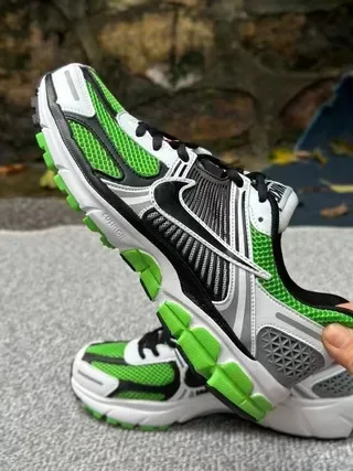 Nike Zoom Vomero 5 حذاء جري أخضر ليموني أسود 7