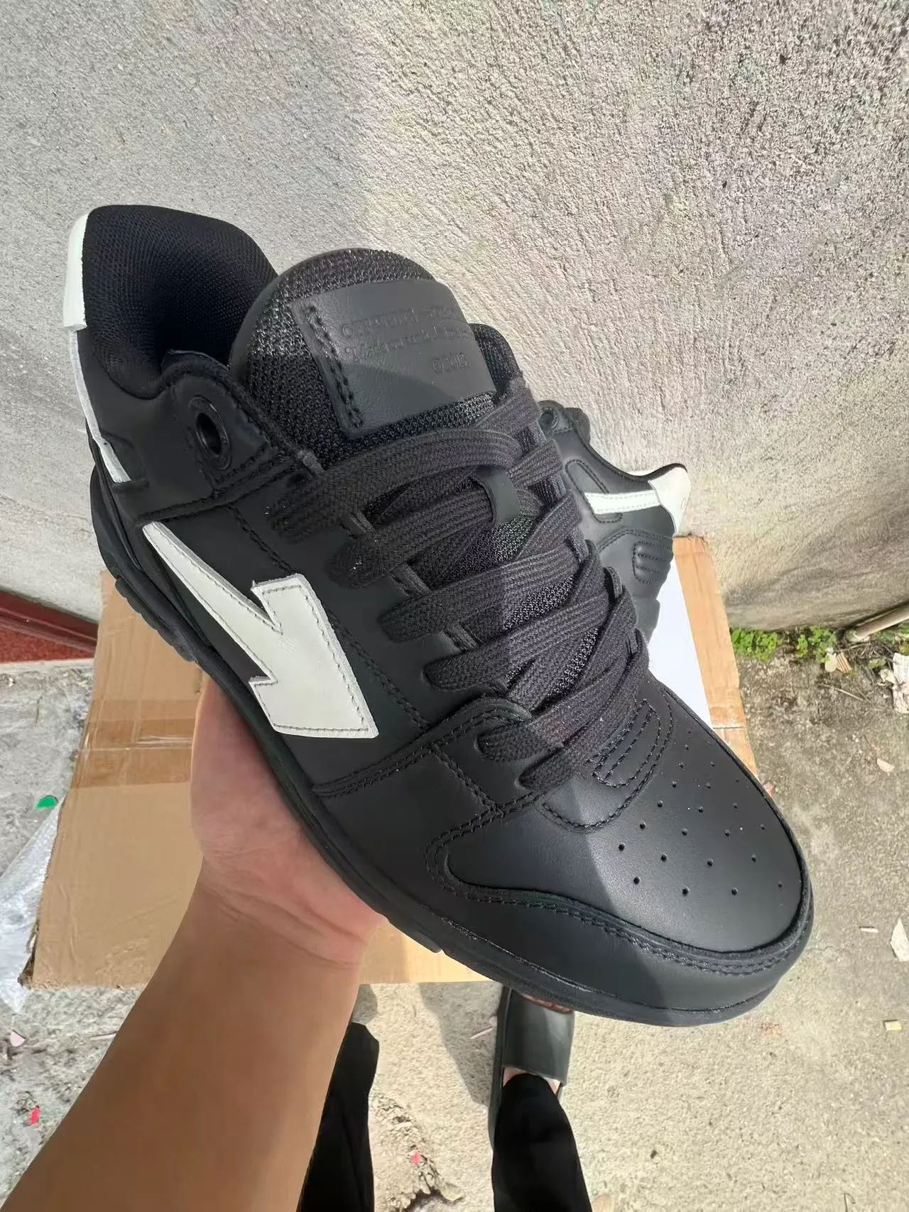 Off-White Preto Logo de seta diagonal Solado esculpido chunky Tênis lifestyle 2