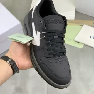 Off-White حذاء رياضي أسلوب حياة أسود تصميم صناعي أصبع مثقب