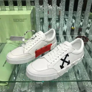 Off-White Noir Baskets basses Haut en cuir Sneakers lifestyle