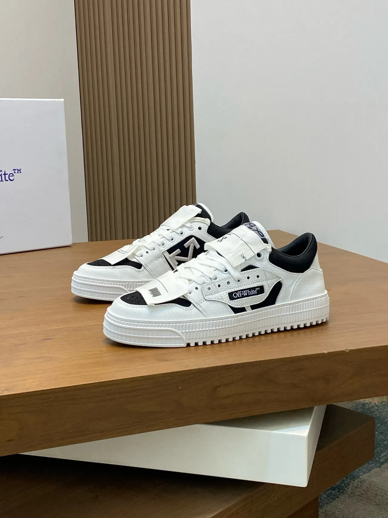 Off-White Industrial Strap White and Black Lifestyle Sneakers 4