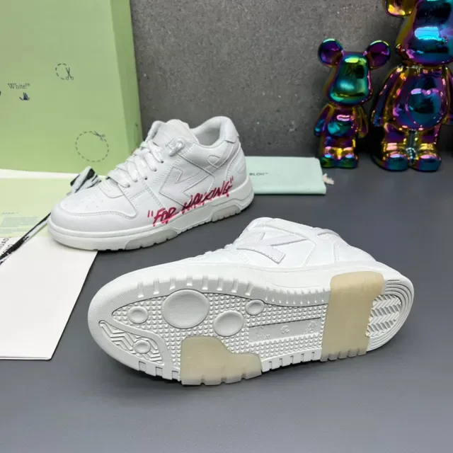 Off-White أحمر Low-Top التصميم الصناعي نمط الحياة Sneakers 2