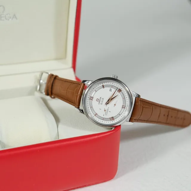 Omega De Ville Esfera Blanca Correa de Cuero Marrón Reloj Mecánico 3