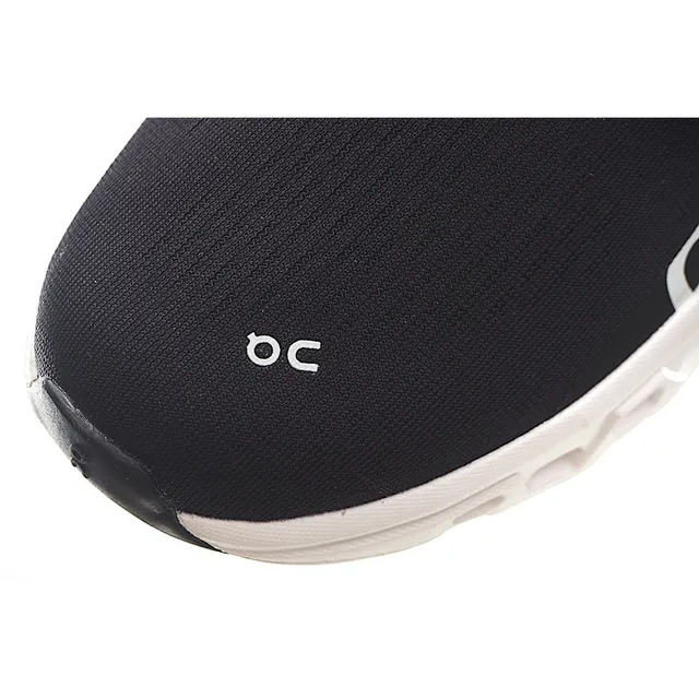 On Cloudmonster Zapatillas de correr negras y blancas 4