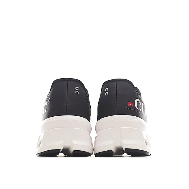 On Cloudmonster Zapatillas de correr negras y blancas 6