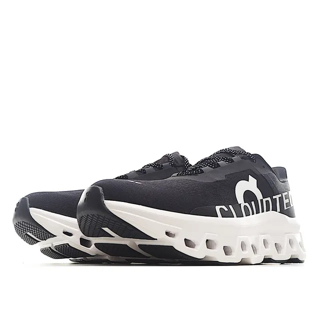 On Cloudmonster Zapatillas de correr negras y blancas 9