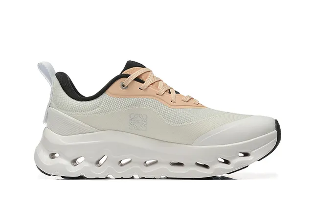 On Cloudmonster Off-White Peach Black Running Shoes 4