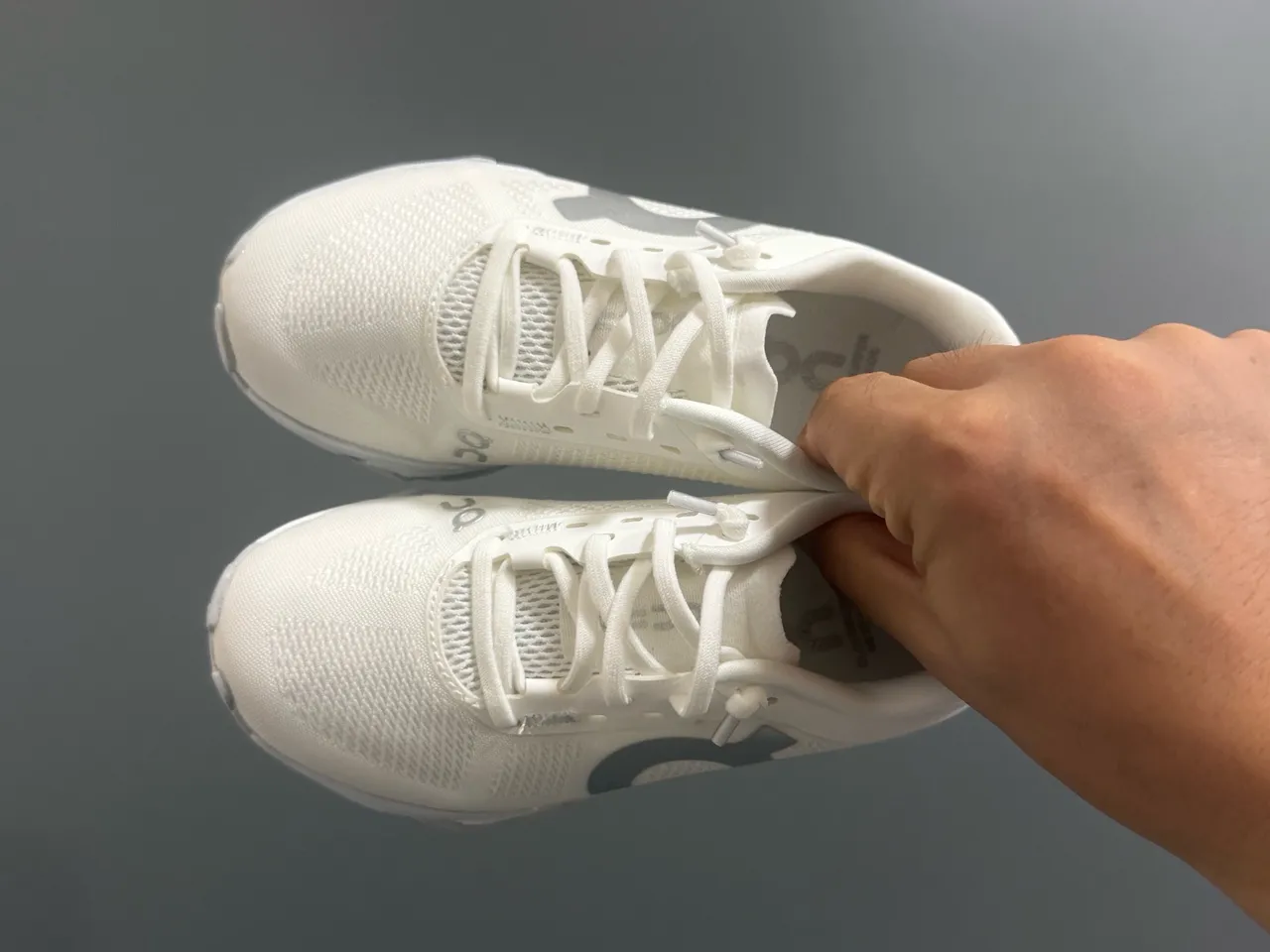 On Gray White Low-Top Breathable Mesh Upper Running Shoes 11