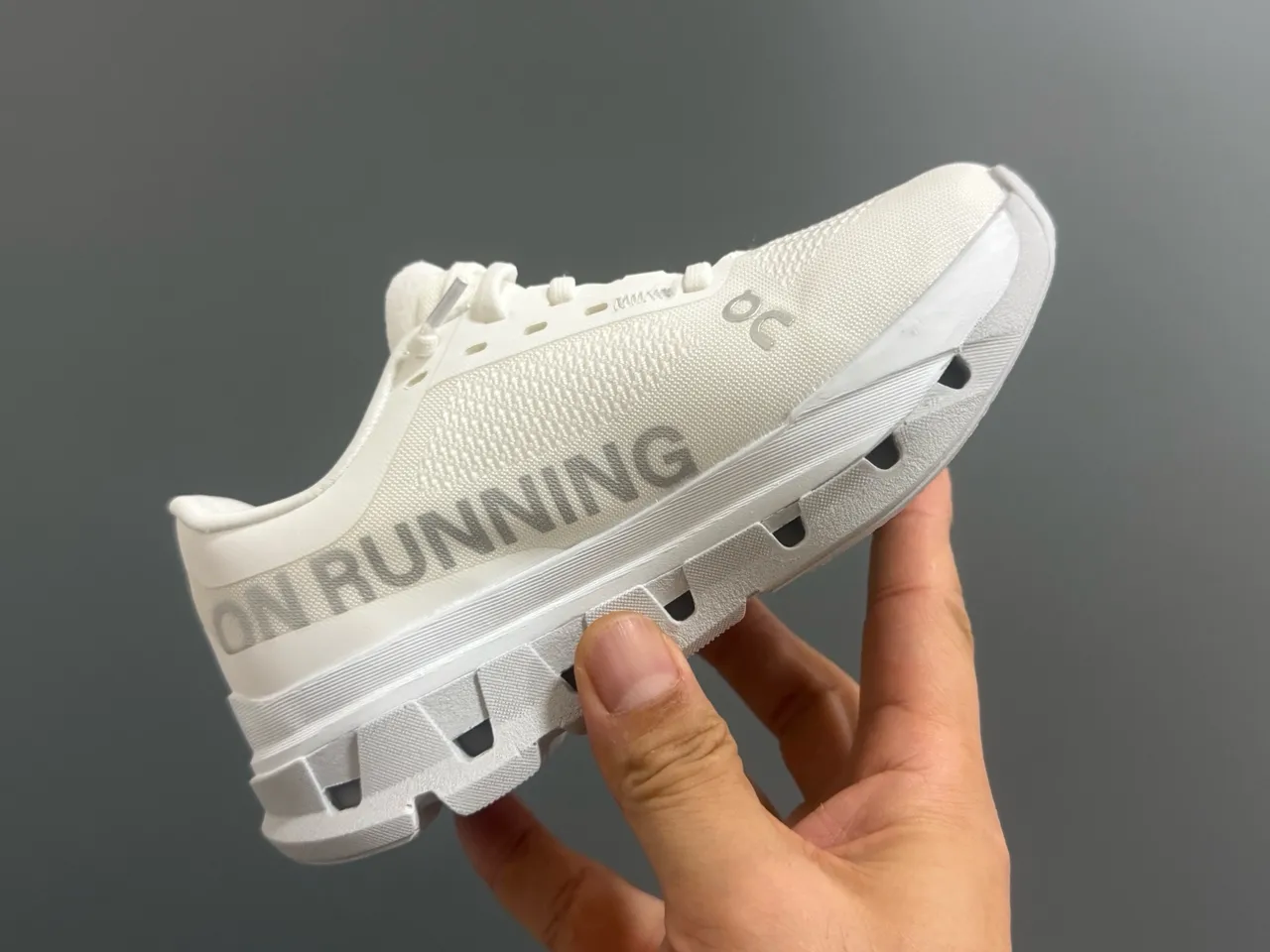 On Gray White Low-Top Breathable Mesh Upper Running Shoes 16