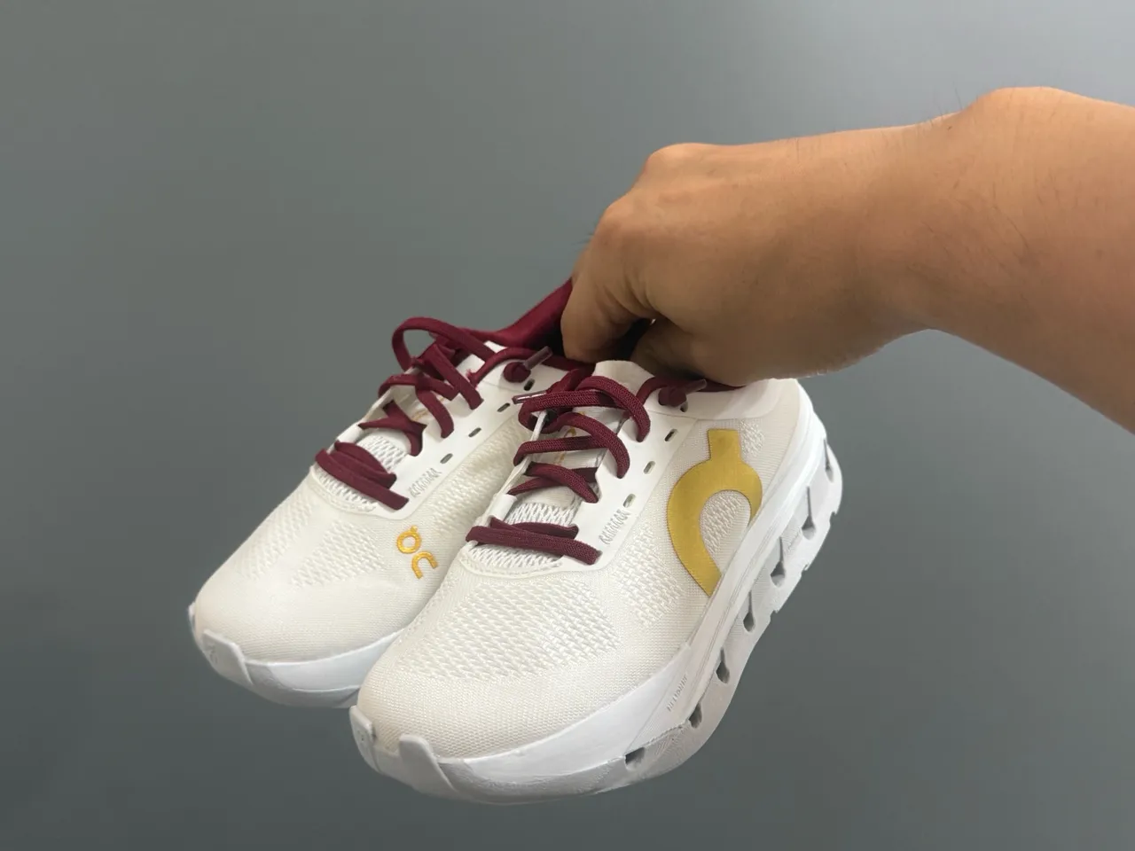 On Gray White Low-Top Breathable Mesh Upper Running Shoes 21