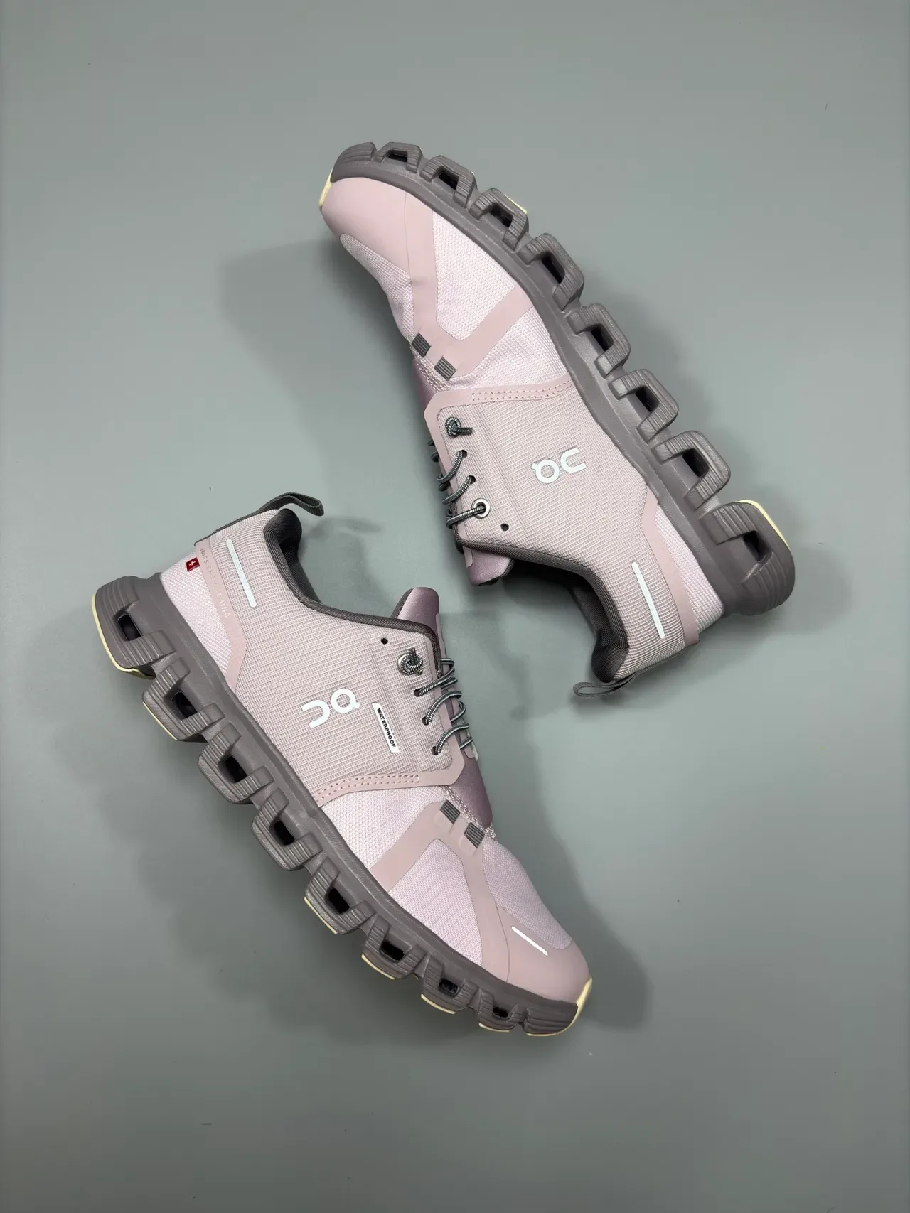 On Pink Gray Segmented CloudTec Midsole Engineered Mesh Upper Lifestyle Sneakers 6
