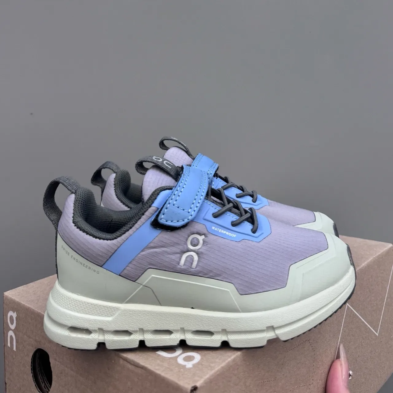 On Violet Bleu Low-Top Velcro Fermeture de Lanière Basket Lifestyle 17
