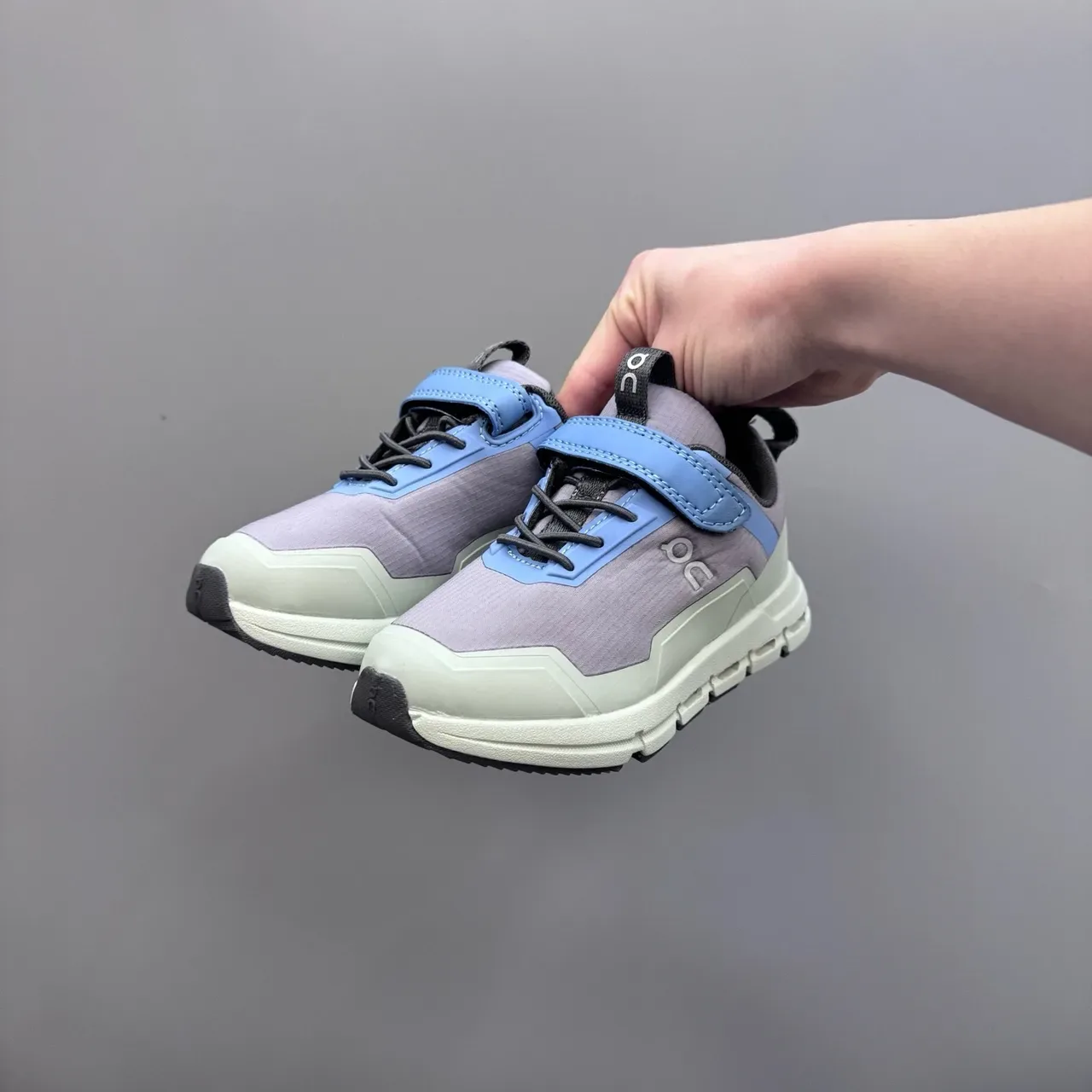 On Violet Bleu Low-Top Velcro Fermeture de Lanière Basket Lifestyle 18