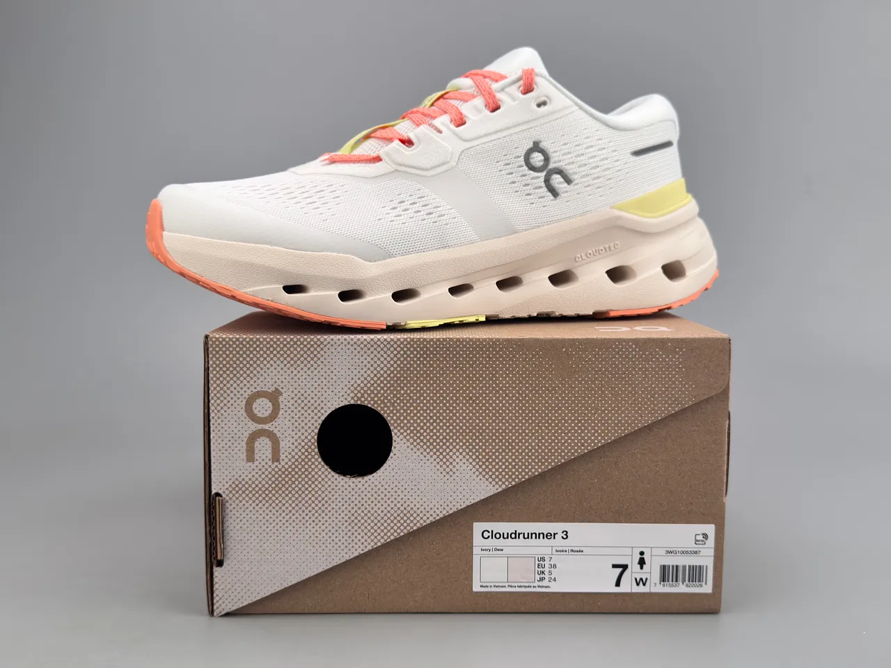 On Running Shoe White Coral Yellow Running Shoes 2