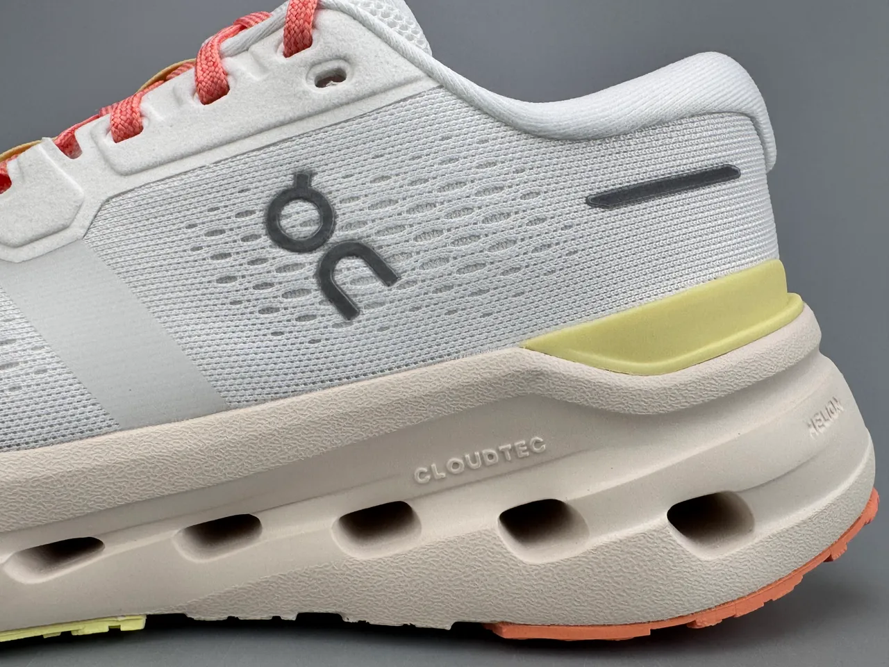 On Running Shoe White Coral Yellow Running Shoes 7