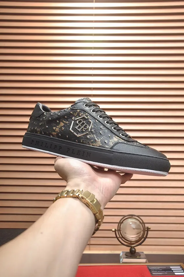 Philipp Plein Black and Gold Speckle Studded Lifestyle Sneakers 2