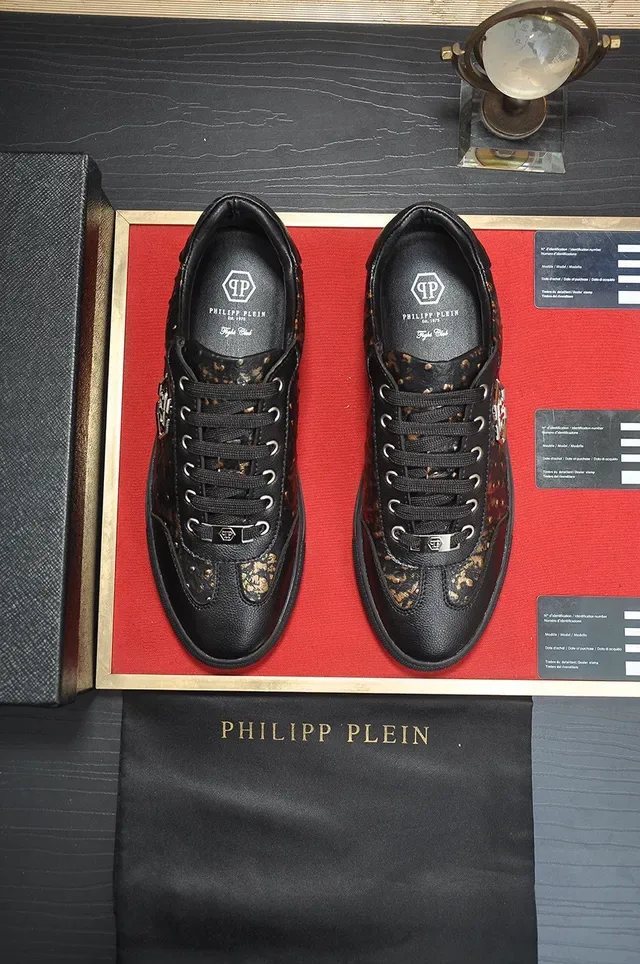 Philipp Plein Black and Gold Speckle Studded Lifestyle Sneakers 3