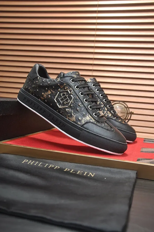 Philipp Plein Black and Gold Speckle Studded Lifestyle Sneakers 4