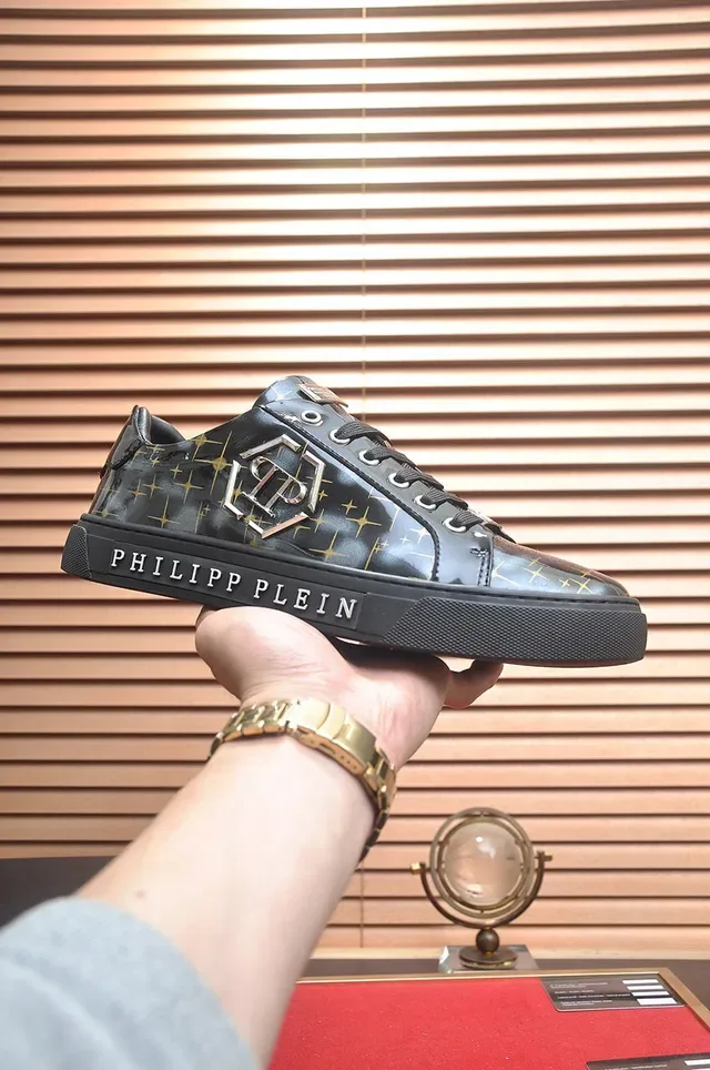 Philipp Plein Sneakers Lifestyle Noir et Or à Imprimer Étoiles 4