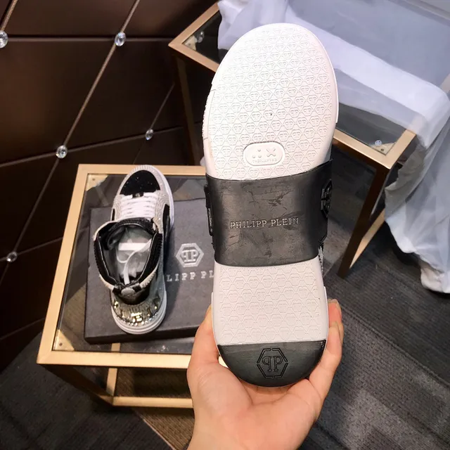 Philipp Plein sneakers lifestyle noires et blanches ornées de cristaux 4
