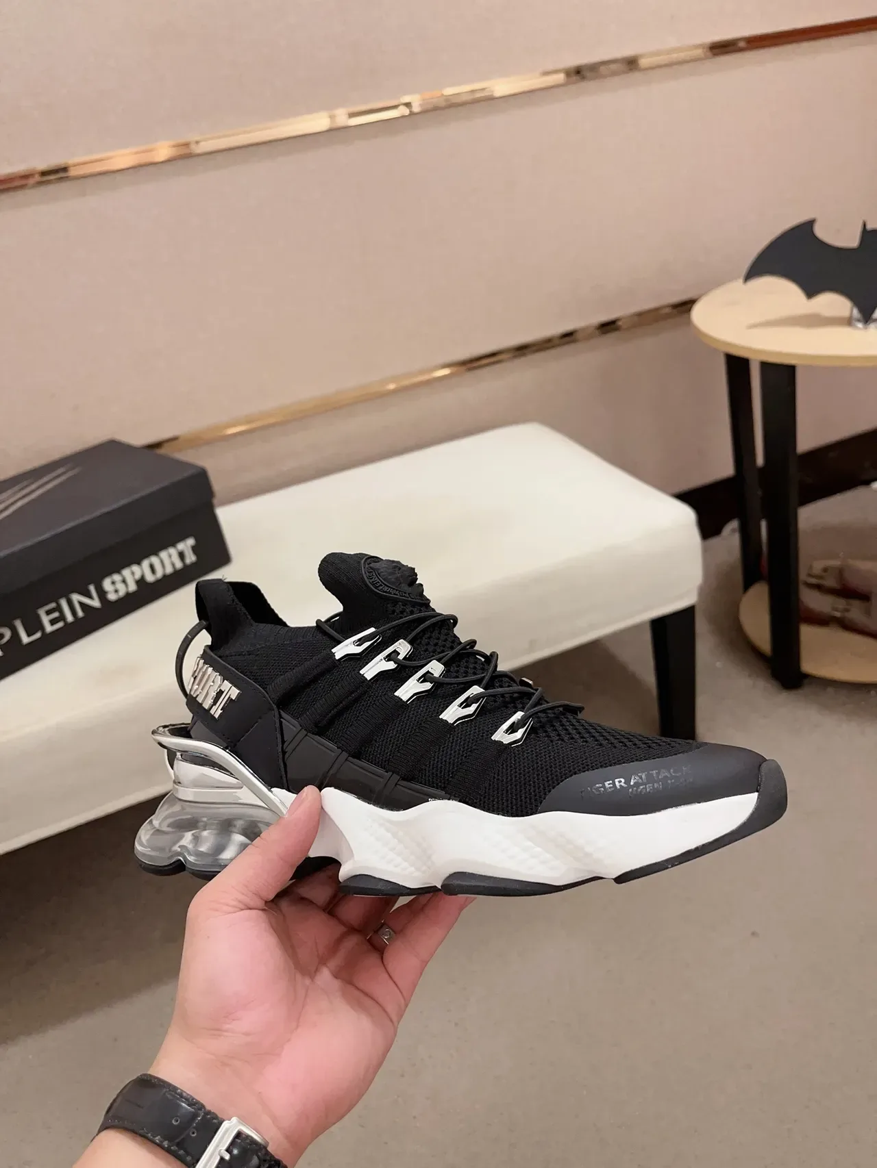 Philipp Plein Black White Chaussures chunky avec tige en maille style chaussette et système de lacets D-Ring métallique 5
