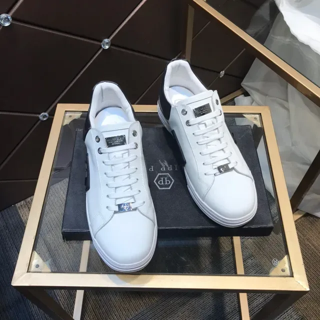 Philipp Plein Lifestyle Sneaker Branco Preto Couro Superior Painéis de Contraste Lifestyle Sneakers 6