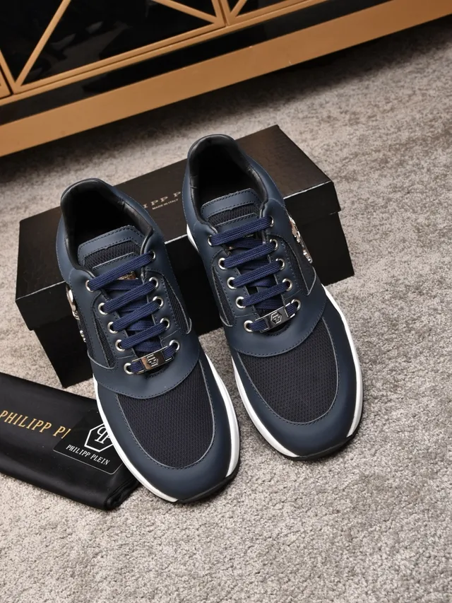 Philipp Plein Navy White Upper cuir-mesh hybride Emblème Skull-and-Crossbones en argent Chaussures chunky 3