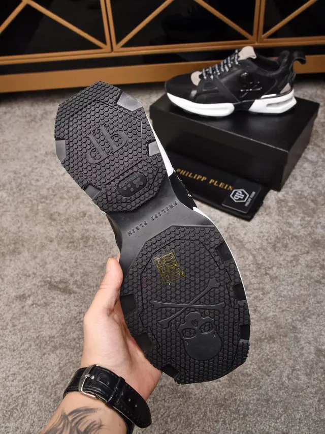 Philipp Plein Skull Runner Tênis chunky pretos brancos bege 4