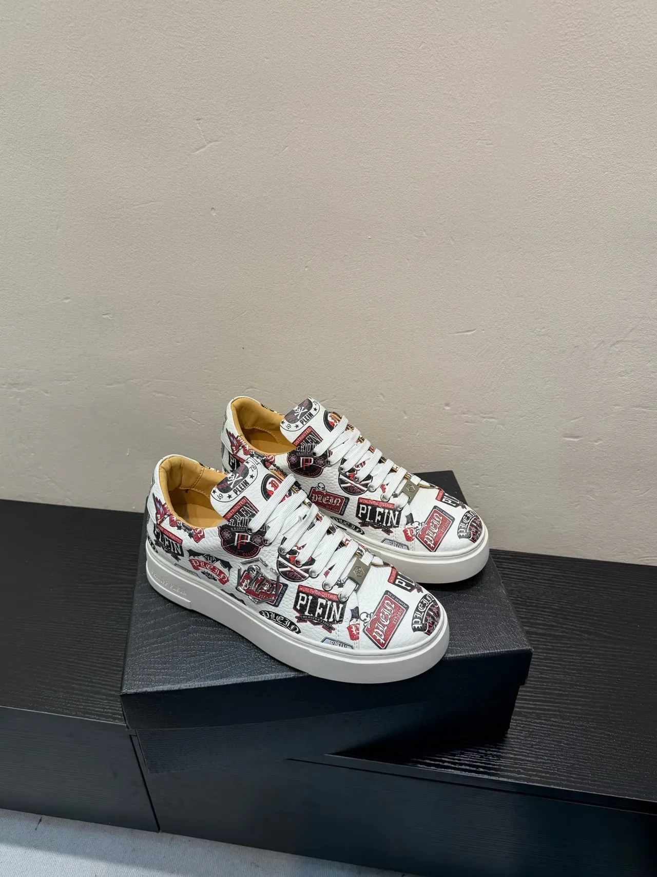 Philipp Plein Blancas Multicolor Logo-Print Patchwork Superior Hardware Metal Ancla Lifestyle Sneakers 5