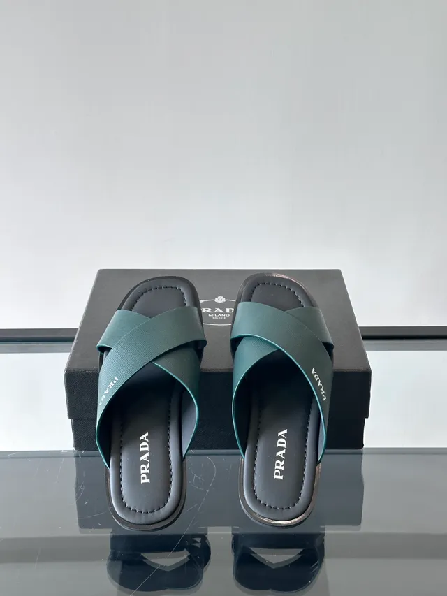 Prada काला नीला क्रॉस-स्ट्रैप फ्लैट सोल कैजुअल सैंडल 6