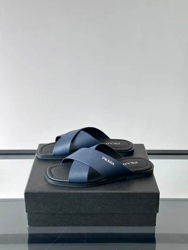 Prada काला नीला क्रॉस-स्ट्रैप फ्लैट सोल कैजुअल सैंडल 9