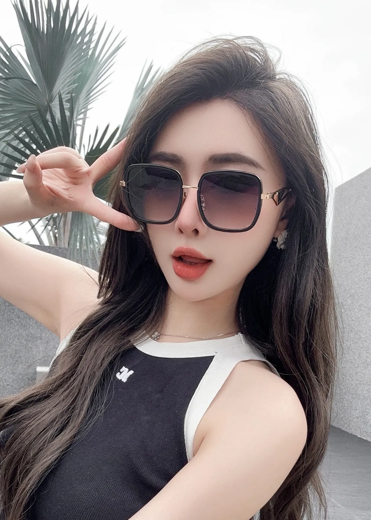 Prada Black Gold Oversized Square Frame Metal Accents Sunglasses 9