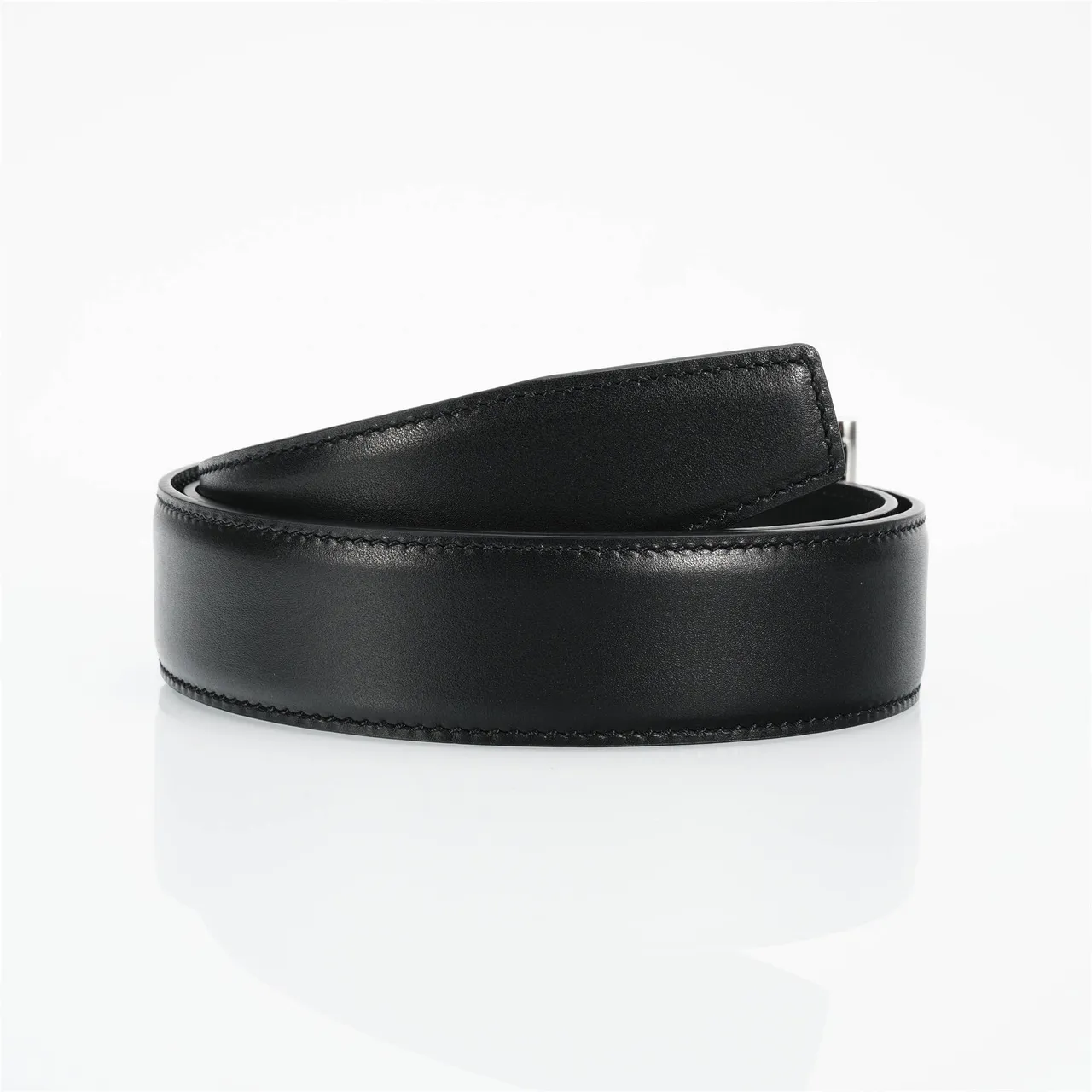 Prada Classic Black Silver Minimalist Polished Buckle Leather Belt 8