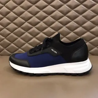 Prada Cloudbust Navy et Black Sneakers Lifestyle Maille
