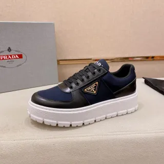 Sneakers Lifestyle Prada Cloudbust Navy et Black à plateforme