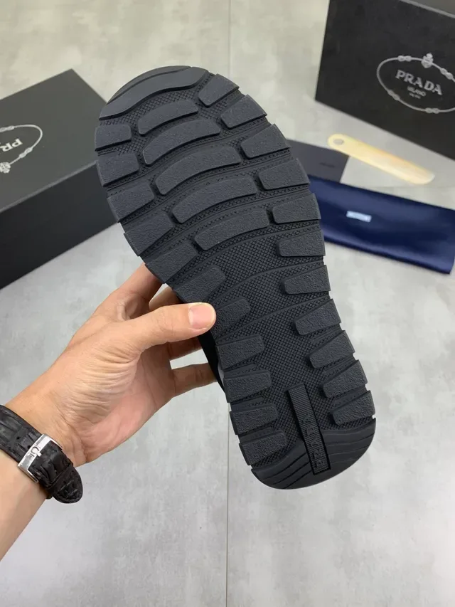 Prada Cloudbust Navy Black Patent Leather Paneling White Sculpted Midsole Lifestyle Sneakers 3