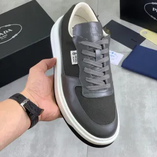 Prada Gris Blanco Capas Cuero Y Malla Superior Gruesa Plataforma Suela Lifestyle Sneakers