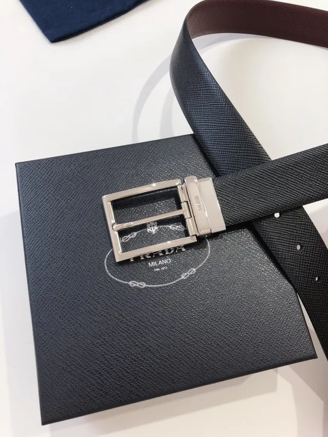 Prada Reversible Textured Black and Burgundy Leather Belt 2