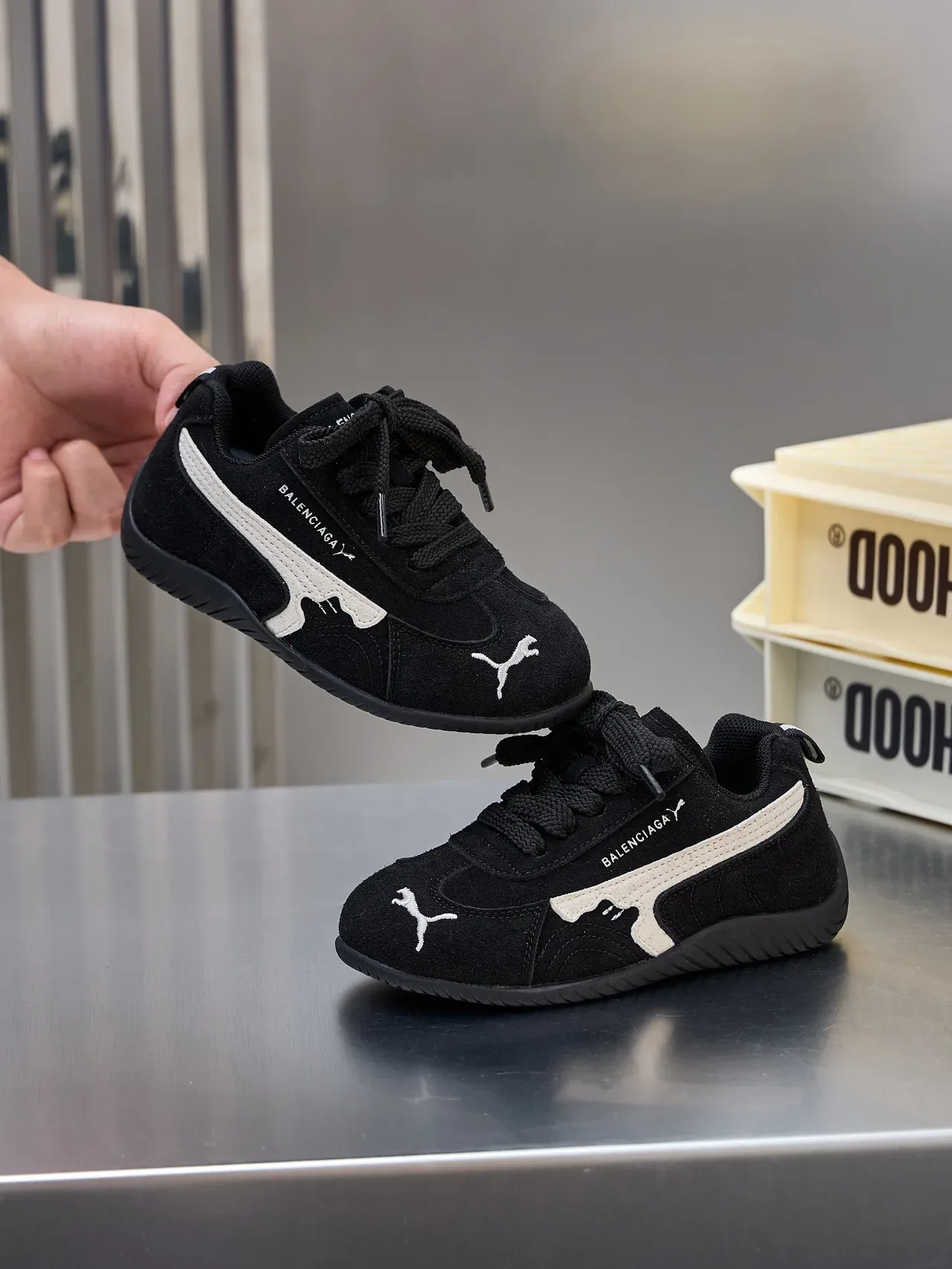 Puma بيج أسود سويد علوي مستوحى من السباقات خط أسلوب حياة حذاء رياضي 4