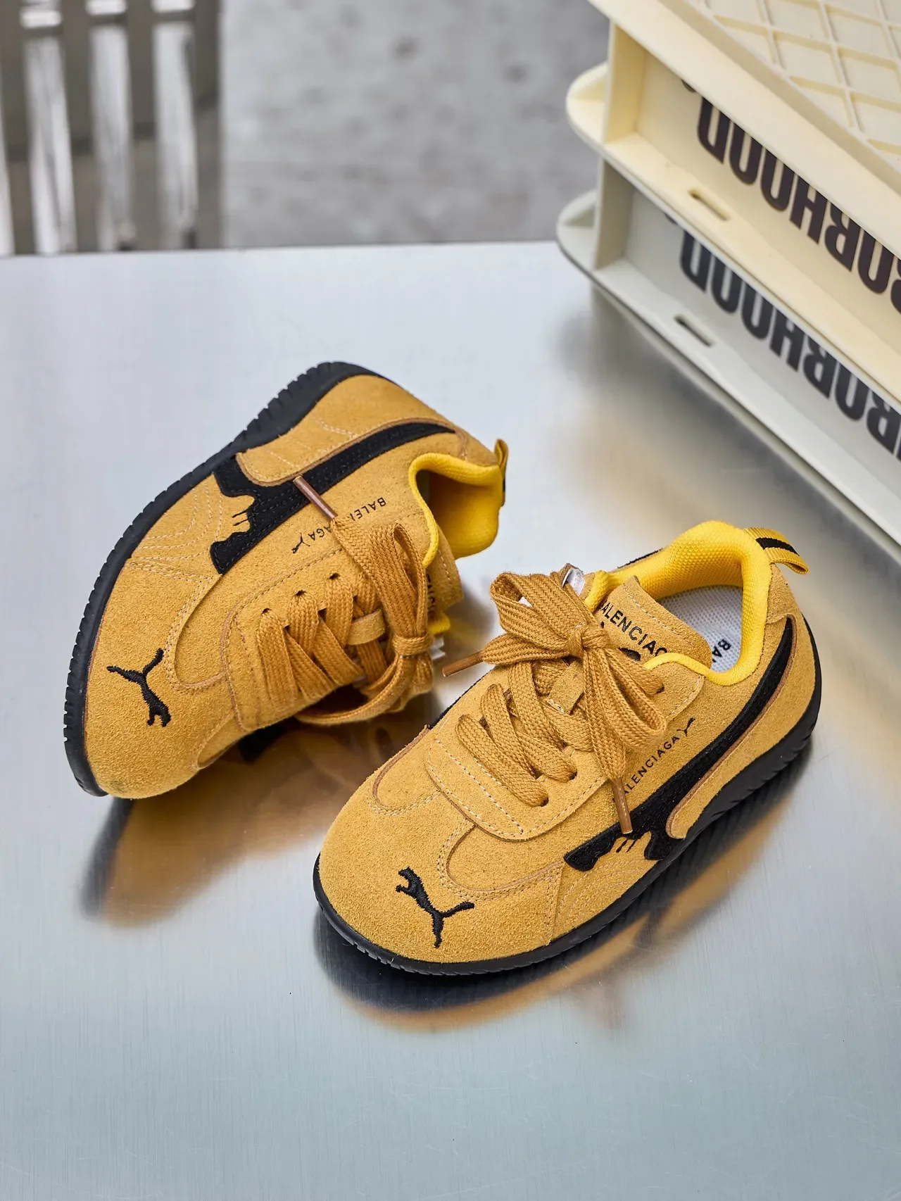 Puma بيج أسود سويد علوي مستوحى من السباقات خط أسلوب حياة حذاء رياضي 14