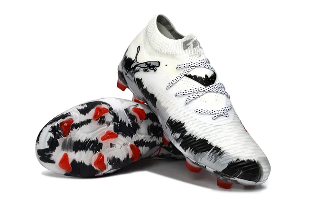 Puma Blanc Noir Chaussure à Encolure Chaussante Haut Tricoté Graphiques Brushstroke Terrain-Firme Chaussures de Football 4