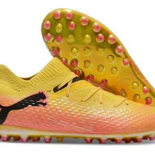 Puma पीला गुलाबी निट सॉक-फिट अपर ग्रेडिएंट कलरवे फर्म-ग्राउंड फुटबॉल जूते
