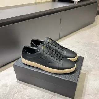 Saint Laurent Niki 黑色皮革生活方式运动鞋